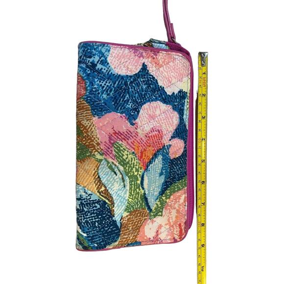 Vera Bradley RFID Front Zip Wristlet Superbloom EUC - Picture 5 of 6